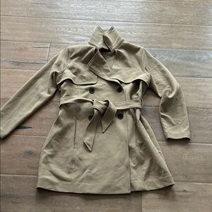 Abercrombie & Fitch Women's Tan Trench Coat
